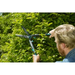 EasyCut Heggenschaar - Gardena -Buitentuinonderhouds Winkel easycut heggenschaar gardena 3 7