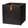 Capi Plantenbak Vierkant Urban Smooth NL - L30 X B30 X H30cm - Zwart 1 Capi Plantenbak Vierkant Urban Smooth NL - L30 X B30 X H30cm - Zwart -Buitentuinonderhouds Winkel pot vierkant smooth nl 30x30x30 zwart plantenbak 1 4