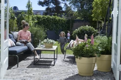 Bloempot Elho Vibia Campana Rond 35cm - Saliegroen -Buitentuinonderhouds Winkel vibia campana saliegroen bloempot 3 6